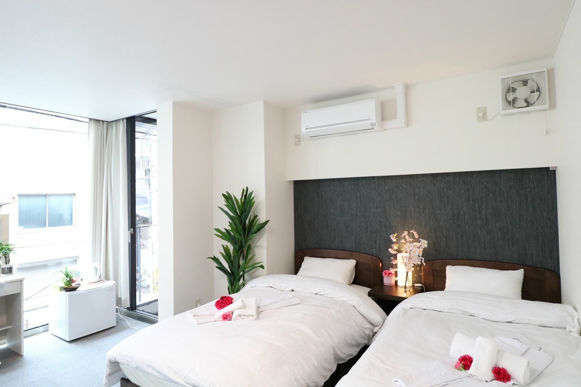 Sakuragawa Riverside Hotel โอซาก้า ภายนอก รูปภาพ